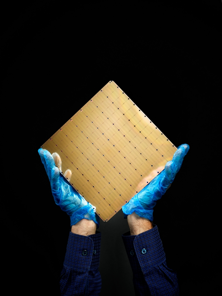 Cerebras Wafer Scale Engine (WSE-2). AI, Cerebras Systems, Semiconductor, artifiical intelligence, computing, hardware.